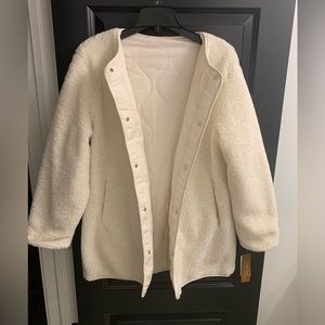 Crème colored Women's Koolaburra by UGG Reversible Sherpa Quilted Jacket